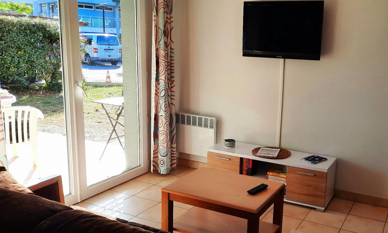 Chez Ced Et Laeti, Appartement Prive Avec Jardin Et Terrasse Dans Residence L'Estuaire Muni D'Une Piscine Couverte Et Aire De Jeu, Linge De Lit Et De Salle D'Eau Ainsi Que Tele, Compris Dans Le Tarif Profitez A Fond De Notre Belle Region ル・ヴェルドン・シュル・メール エクステリア 写真
