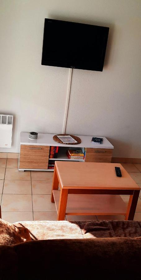 Chez Ced Et Laeti, Appartement Prive Avec Jardin Et Terrasse Dans Residence L'Estuaire Muni D'Une Piscine Couverte Et Aire De Jeu, Linge De Lit Et De Salle D'Eau Ainsi Que Tele, Compris Dans Le Tarif Profitez A Fond De Notre Belle Region ル・ヴェルドン・シュル・メール エクステリア 写真