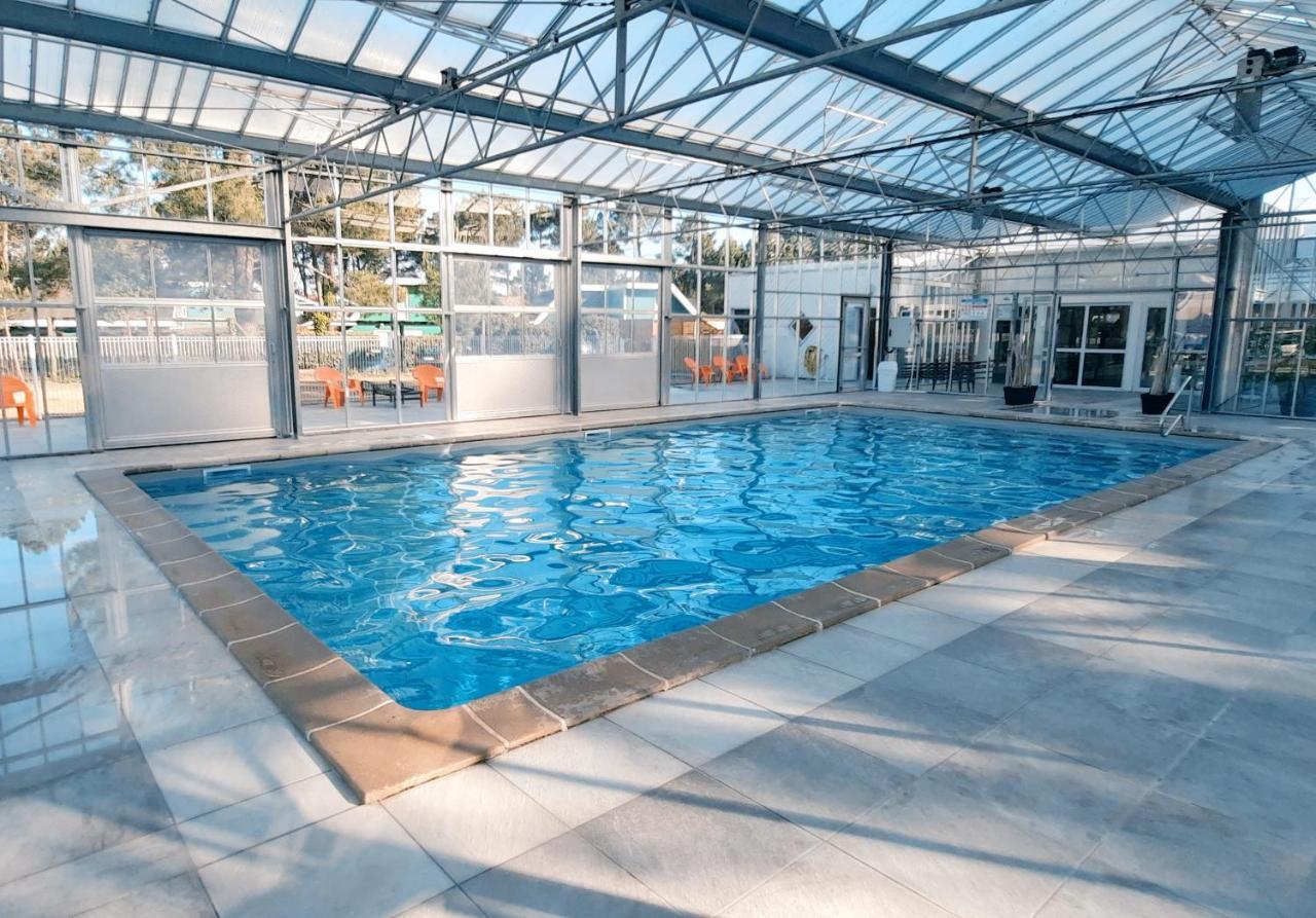 Chez Ced Et Laeti, Appartement Prive Avec Jardin Et Terrasse Dans Residence L'Estuaire Muni D'Une Piscine Couverte Et Aire De Jeu, Linge De Lit Et De Salle D'Eau Ainsi Que Tele, Compris Dans Le Tarif Profitez A Fond De Notre Belle Region ル・ヴェルドン・シュル・メール エクステリア 写真