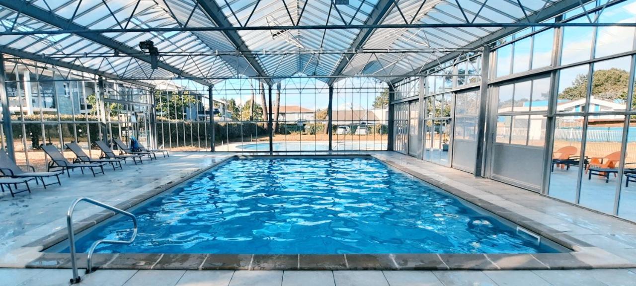 Chez Ced Et Laeti, Appartement Prive Avec Jardin Et Terrasse Dans Residence L'Estuaire Muni D'Une Piscine Couverte Et Aire De Jeu, Linge De Lit Et De Salle D'Eau Ainsi Que Tele, Compris Dans Le Tarif Profitez A Fond De Notre Belle Region ル・ヴェルドン・シュル・メール エクステリア 写真